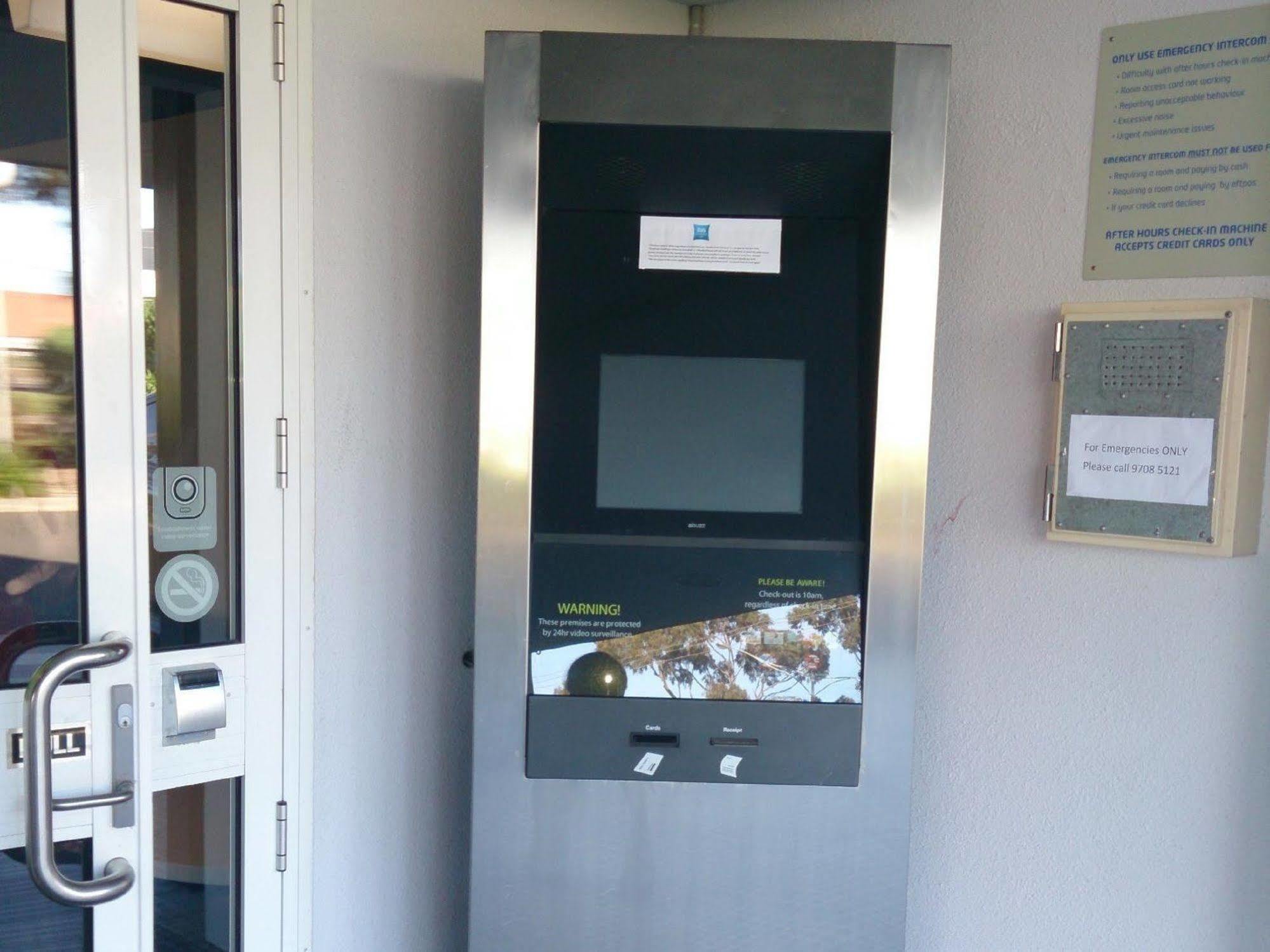 ibis Budget - Dandenong Buitenkant foto